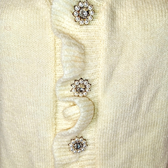 Ecowish Cream Ruffle Pearl & Rhinestone Button Womens Long Sleeve Sweater Size S - Picture 4 of 10